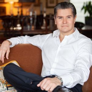 Meet your Posher, Christopher